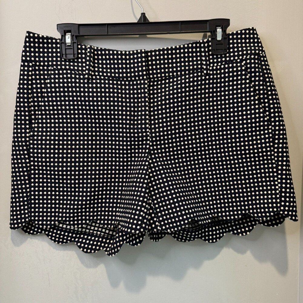 Ann Taylor Women's 4 Navy White Polka Dot Scallop Hem Shorts Summer